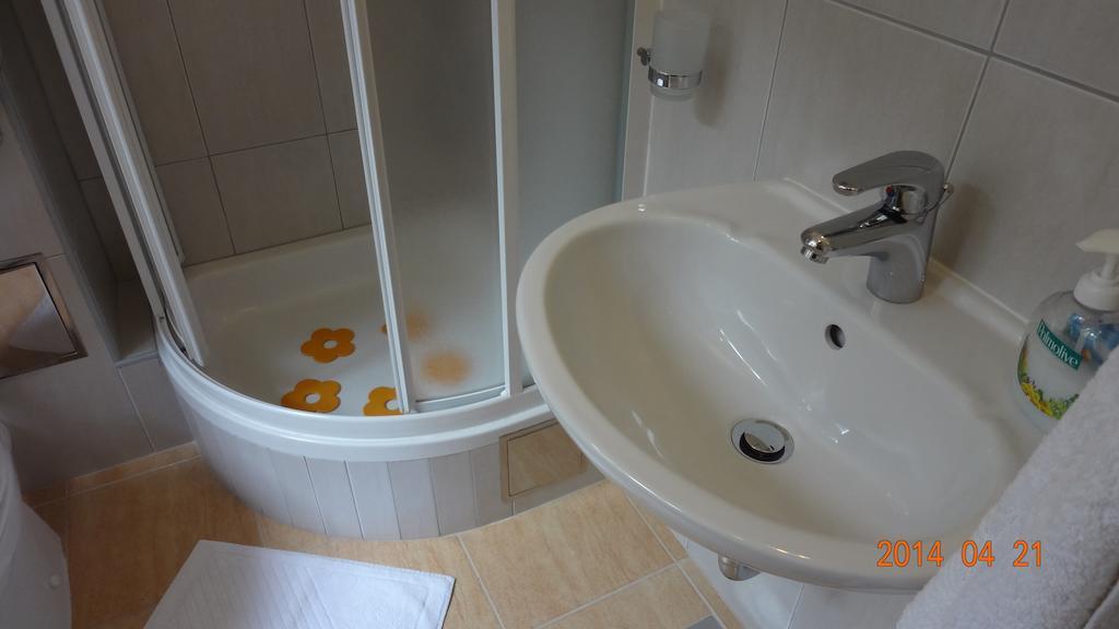 Room Mira Трогир Номер фото