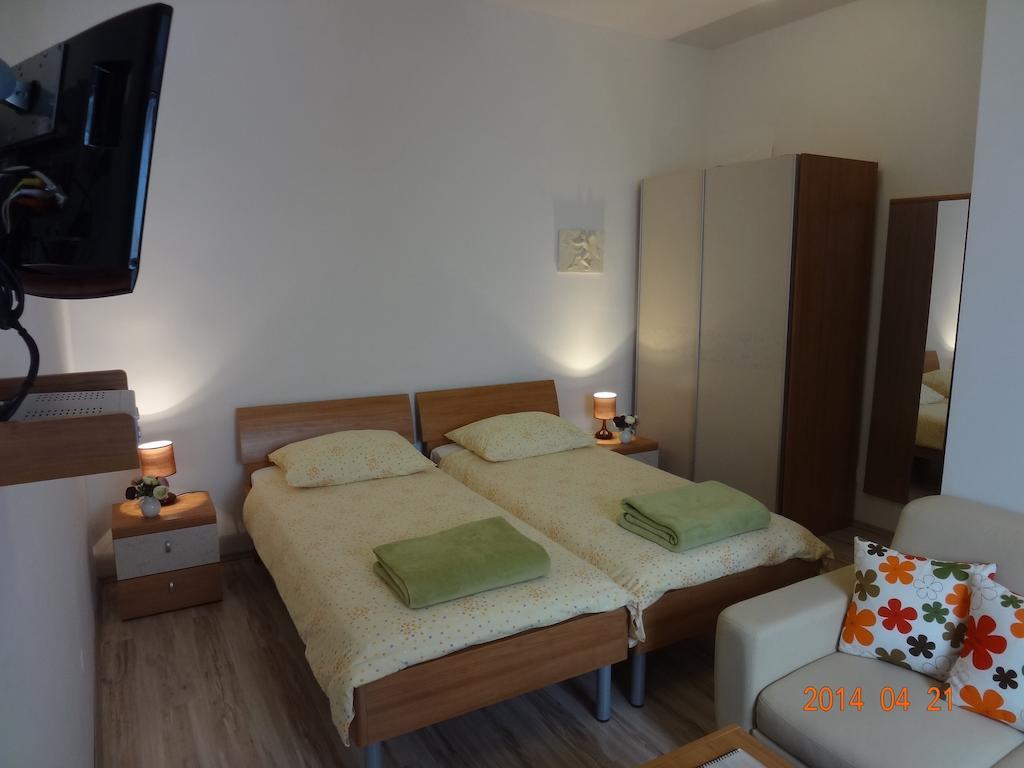 Room Mira Трогир Номер фото